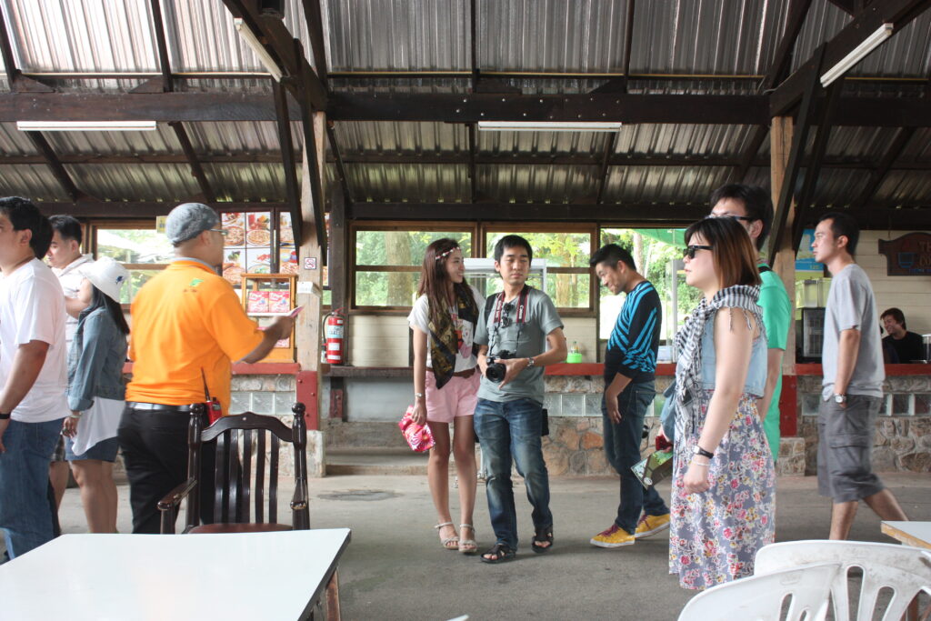 ปากช่อง 2 วัน 1 คืน, Tour 5G - บริษัท โซดา เมนเนจเมนท์ จำกัด,