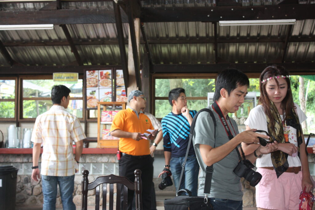 ปากช่อง 2 วัน 1 คืน, Tour 5G - บริษัท โซดา เมนเนจเมนท์ จำกัด,