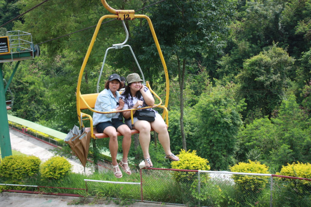 ปากช่อง 2 วัน 1 คืน, Tour 5G - บริษัท โซดา เมนเนจเมนท์ จำกัด,