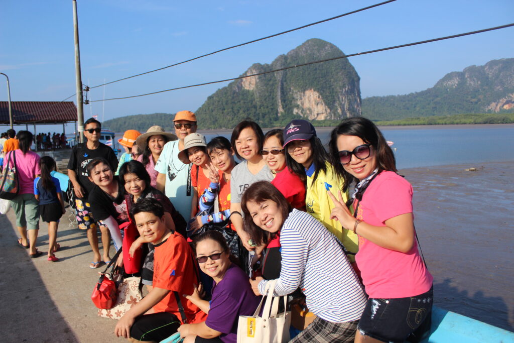 ตรัง 3 วัน 2 คืน, Tour 5G - บริษัท โซดา เมนเนจเมนท์ จำกัด,