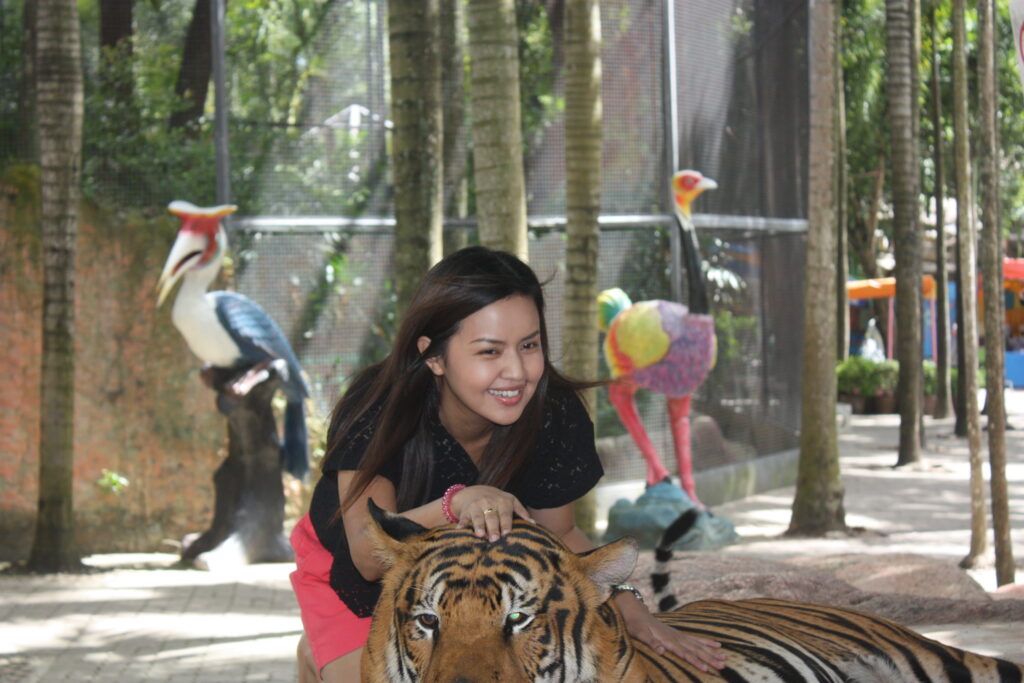 พัทยา 2 วัน 1 คืน, Tour 5G - บริษัท โซดา เมนเนจเมนท์ จำกัด,