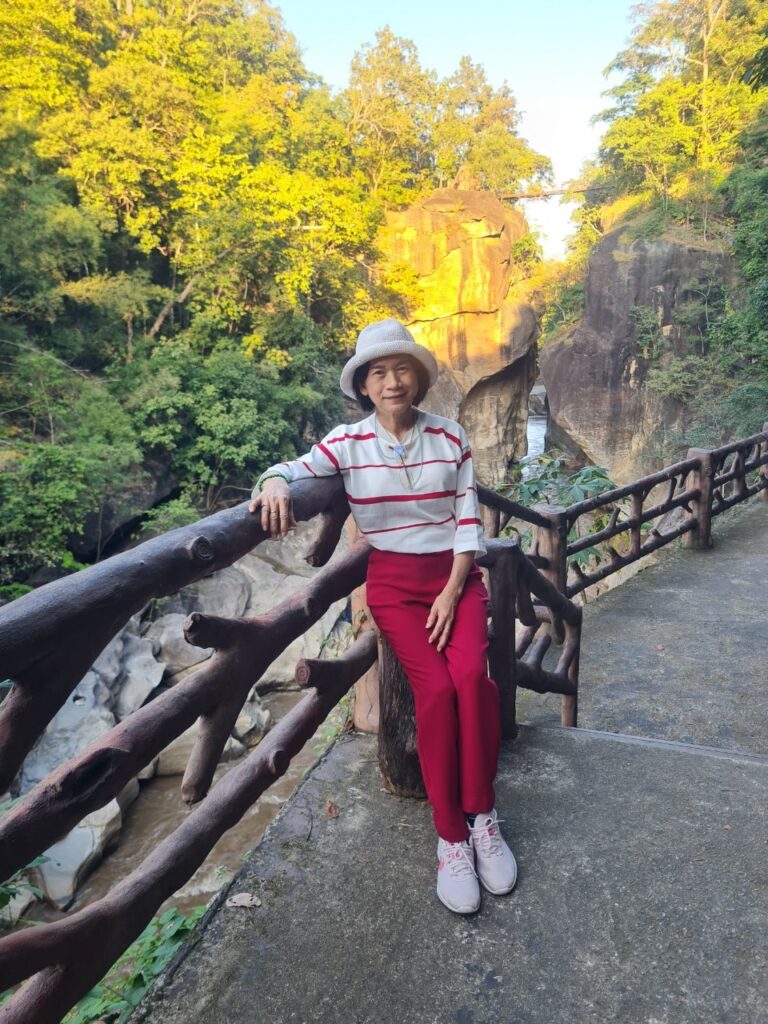 ออบหลวง 1 วัน, Tour 5G - บริษัท โซดา เมนเนจเมนท์ จำกัด,