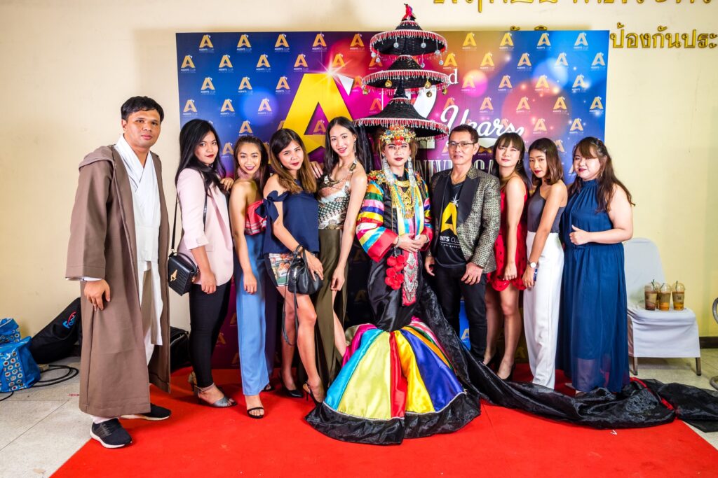 Hero night party, Tour 5G - บริษัท โซดา เมนเนจเมนท์ จำกัด,