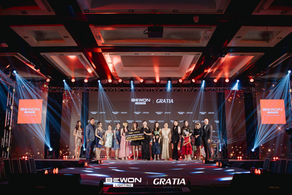 งานเลี้ยงลูกค้ารายใหญ่, Tour 5G - บริษัท โซดา เมนเนจเมนท์ จำกัด,