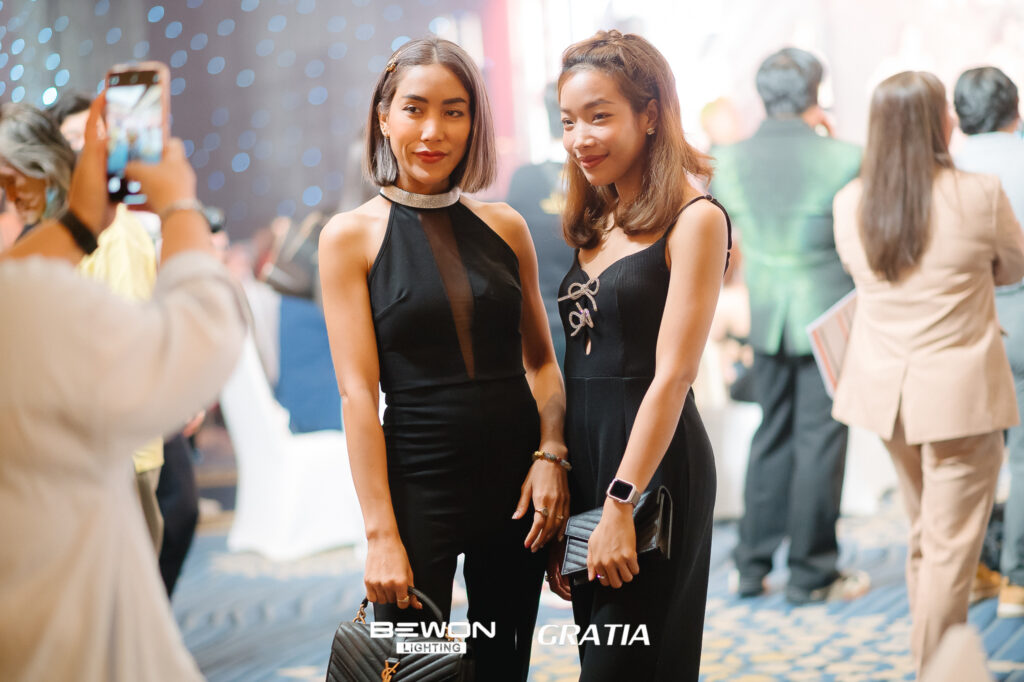งานเลี้ยงลูกค้ารายใหญ่, Tour 5G - บริษัท โซดา เมนเนจเมนท์ จำกัด,