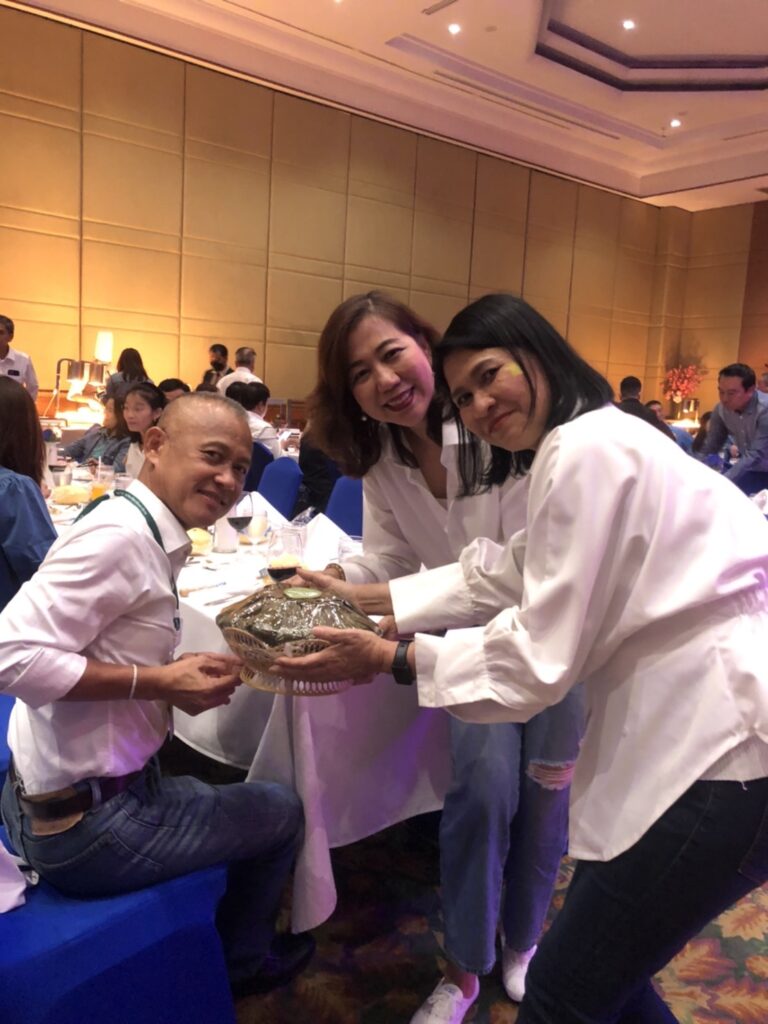 บลูยีนส์ Night Party, Tour 5G - บริษัท โซดา เมนเนจเมนท์ จำกัด,