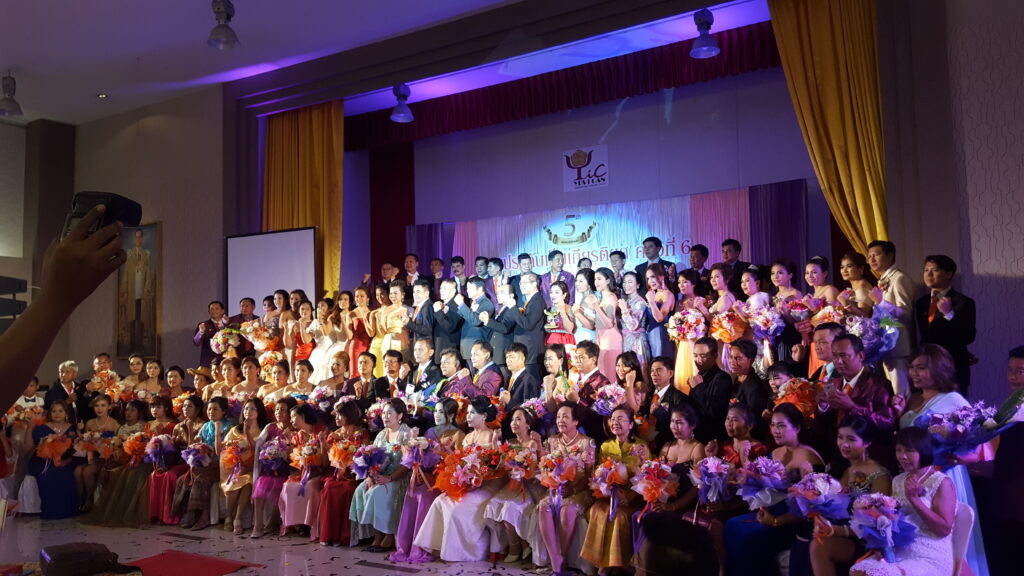 งานประดับเข็มเกียรติยศ, Tour 5G - บริษัท โซดา เมนเนจเมนท์ จำกัด,