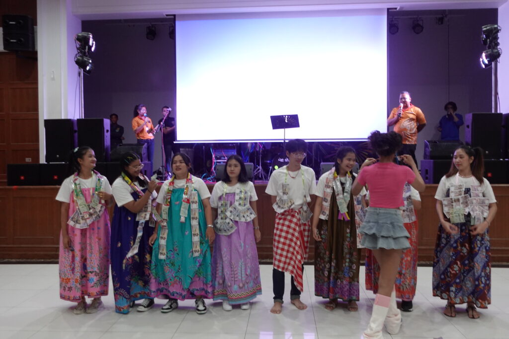 Y 2 K Party บริษัท เอเซียอัลลิแอนซ์ ฯ, Tour 5G - บริษัท โซดา เมนเนจเมนท์ จำกัด,