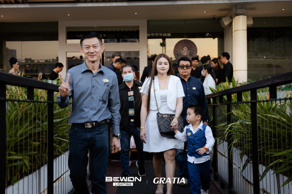 ล่องเรือ ดินเนอร์เจ้าพระยา, Tour 5G - บริษัท โซดา เมนเนจเมนท์ จำกัด,
