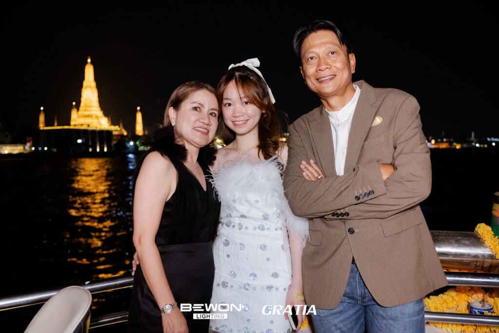 ล่องเรือ ดินเนอร์เจ้าพระยา, Tour 5G - บริษัท โซดา เมนเนจเมนท์ จำกัด,