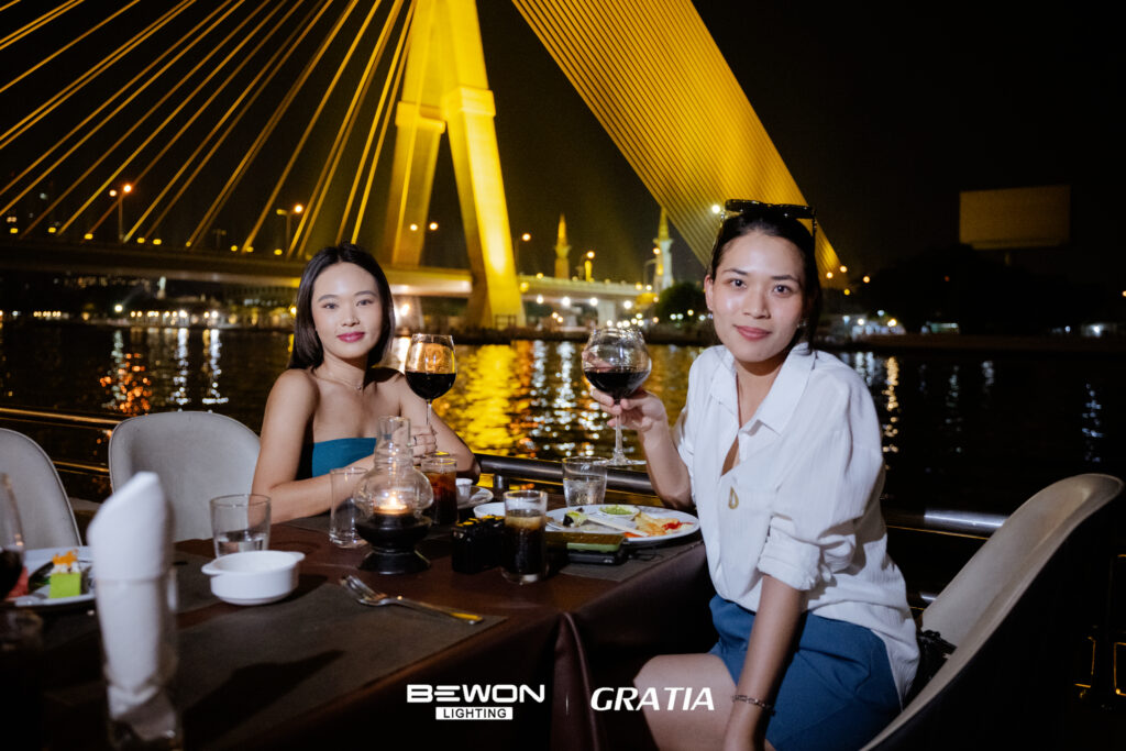 ล่องเรือ ดินเนอร์เจ้าพระยา, Tour 5G - บริษัท โซดา เมนเนจเมนท์ จำกัด,