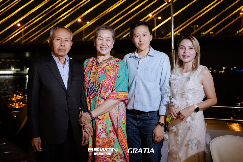 ล่องเรือ ดินเนอร์เจ้าพระยา, Tour 5G - บริษัท โซดา เมนเนจเมนท์ จำกัด,