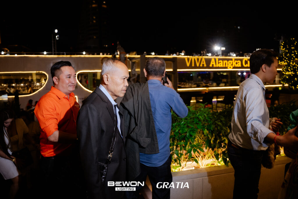 ล่องเรือ ดินเนอร์เจ้าพระยา, Tour 5G - บริษัท โซดา เมนเนจเมนท์ จำกัด,
