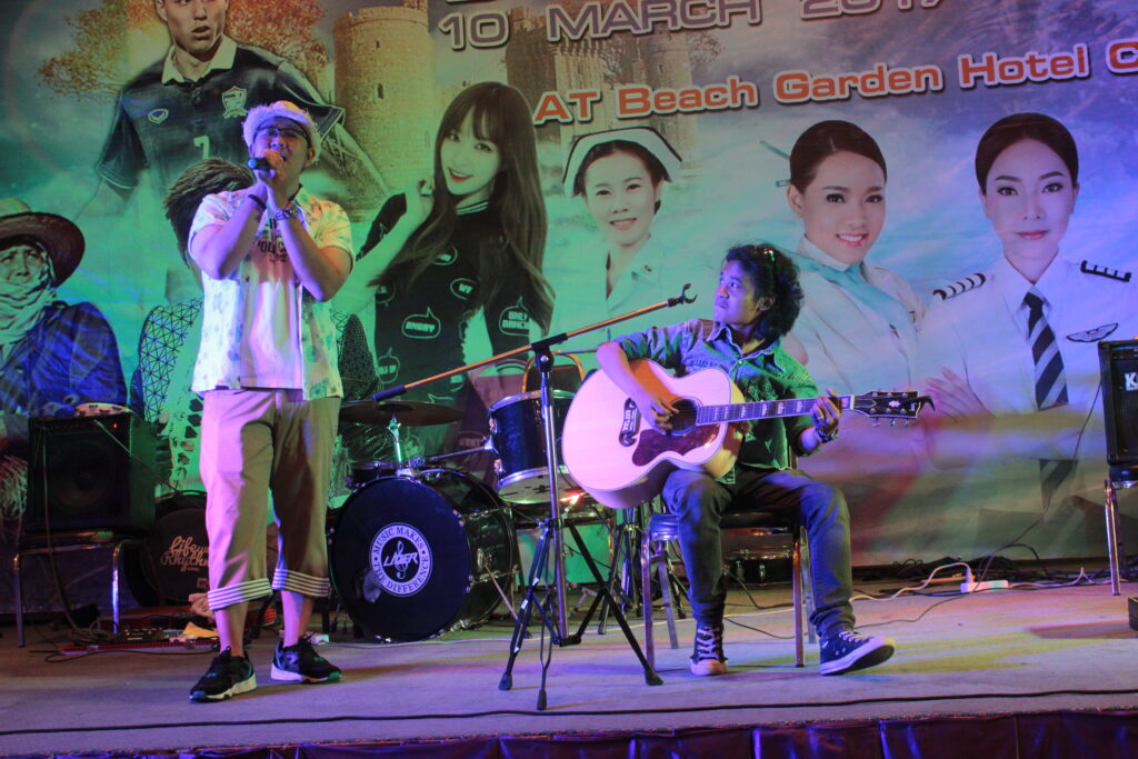 Dream Job Night Party, Tour 5G - บริษัท โซดา เมนเนจเมนท์ จำกัด,