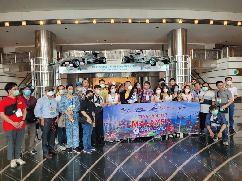 โปรแกรม มาเลเซีย สิงคโปร์, Tour 5G - บริษัท โซดา เมนเนจเมนท์ จำกัด,