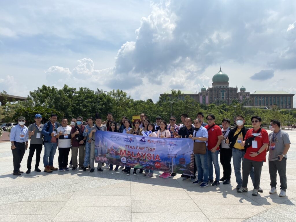 โปรแกรม มาเลเซีย สิงคโปร์, Tour 5G - บริษัท โซดา เมนเนจเมนท์ จำกัด,