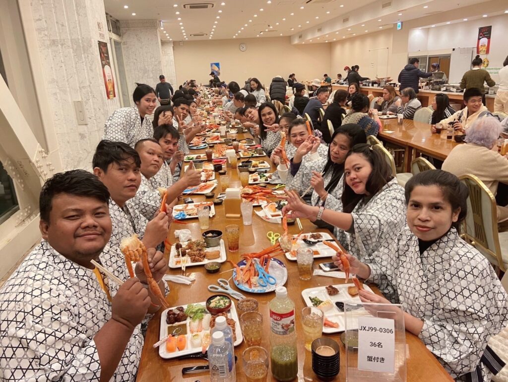 โตเกียว ฟูจิ บริษัท โกลเด้นท์ ซีฟุ้ดส์ จำกัด, Tour 5G - บริษัท โซดา เมนเนจเมนท์ จำกัด,
