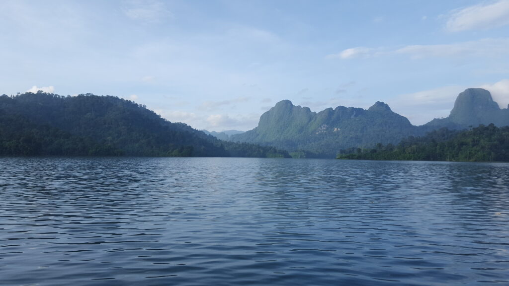 กุ้ยหลิน บริษัท เยส ไอ แคน เทรดดิ้ง จำกัด, Tour 5G - บริษัท โซดา เมนเนจเมนท์ จำกัด,