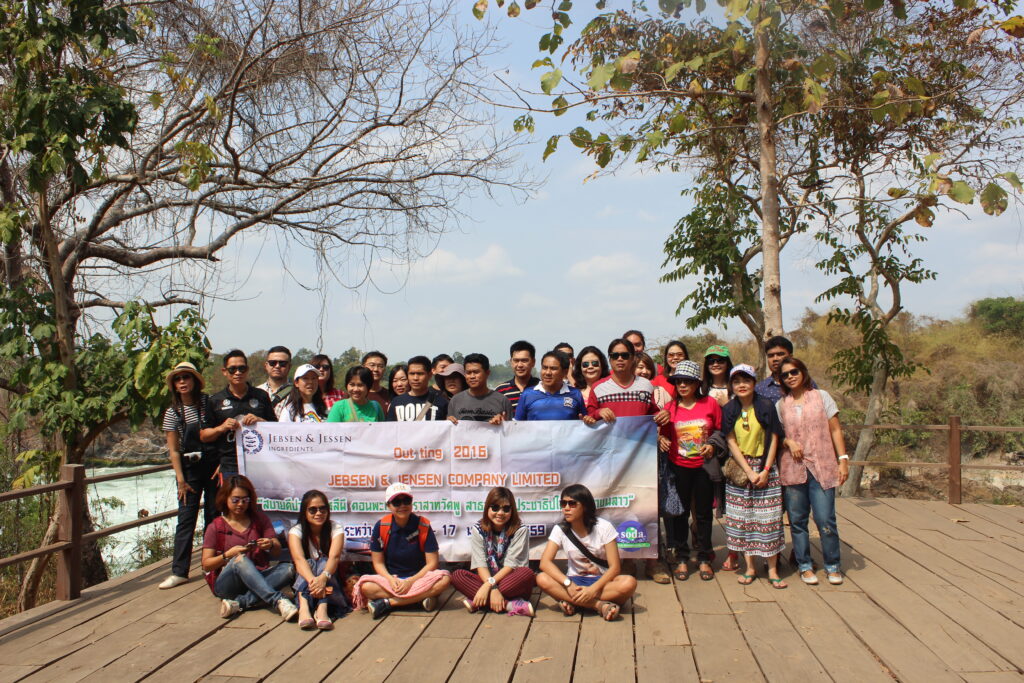 ลาวใต้ ปากเซ จำปาสัก บริษัท เจ๊บเซ่น แอนด เจ๊สเซ่น จำกัด, Tour 5G - บริษัท โซดา เมนเนจเมนท์ จำกัด,
