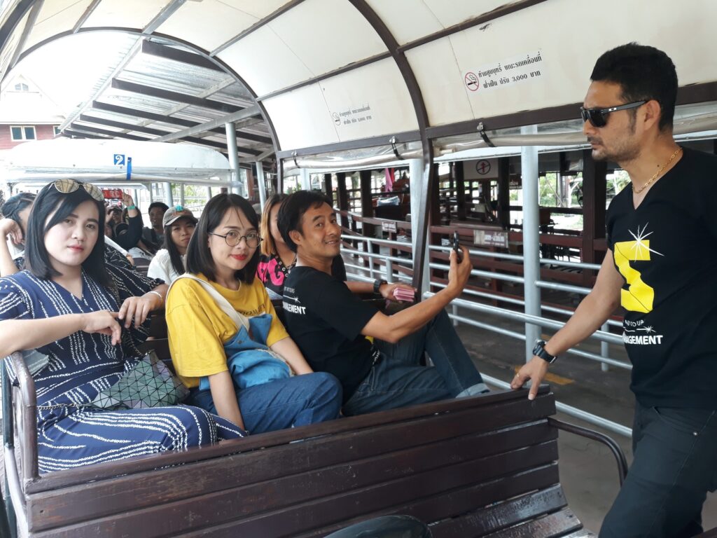 ปากช่อง 2 วัน 1 คืน บริษัท พัทยาฟู้ดส์ จำกัด รุ่นที่ 3, Tour 5G - บริษัท โซดา เมนเนจเมนท์ จำกัด,