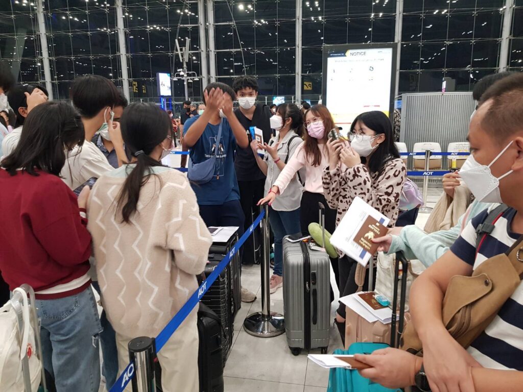 บริษัท เยส ไอ แคน คอร์ปอร์เรชั่น จำกัด, Tour 5G - บริษัท โซดา เมนเนจเมนท์ จำกัด,