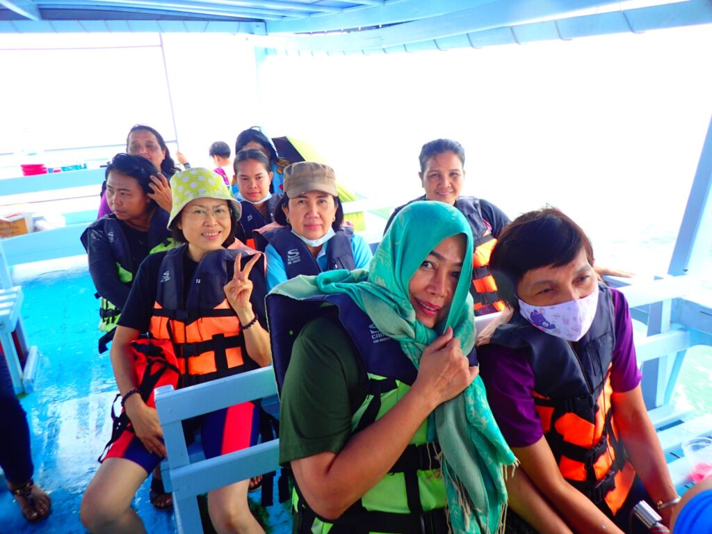 ทัวร์เกาะทะลุ เกาะสิงห์ จ.ประจวบฯ, Tour 5G - บริษัท โซดา เมนเนจเมนท์ จำกัด,