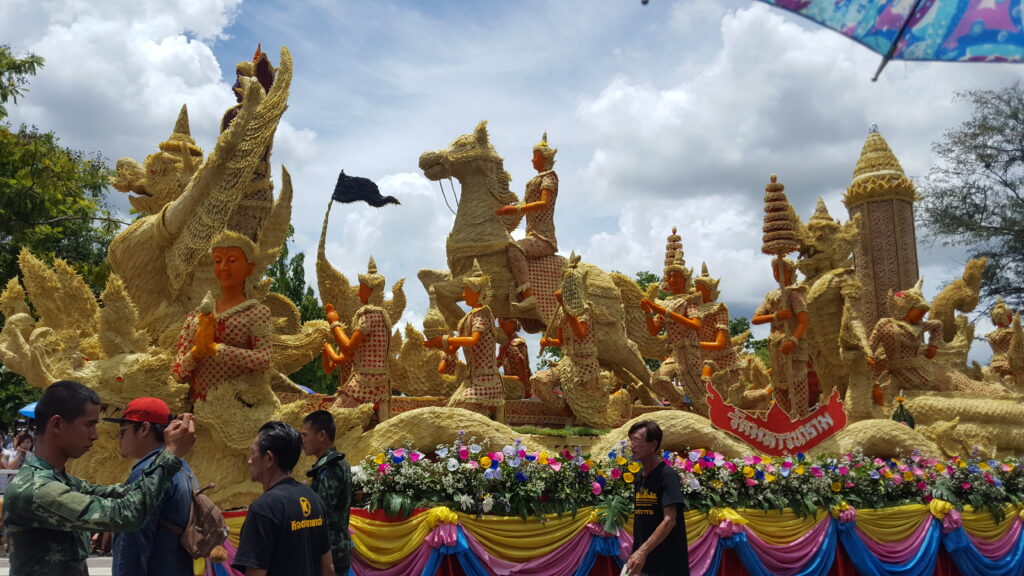 ทัวร์แห่เทียน เข้าพรรษา จ.อุบลราชธานี, Tour 5G - บริษัท โซดา เมนเนจเมนท์ จำกัด,
