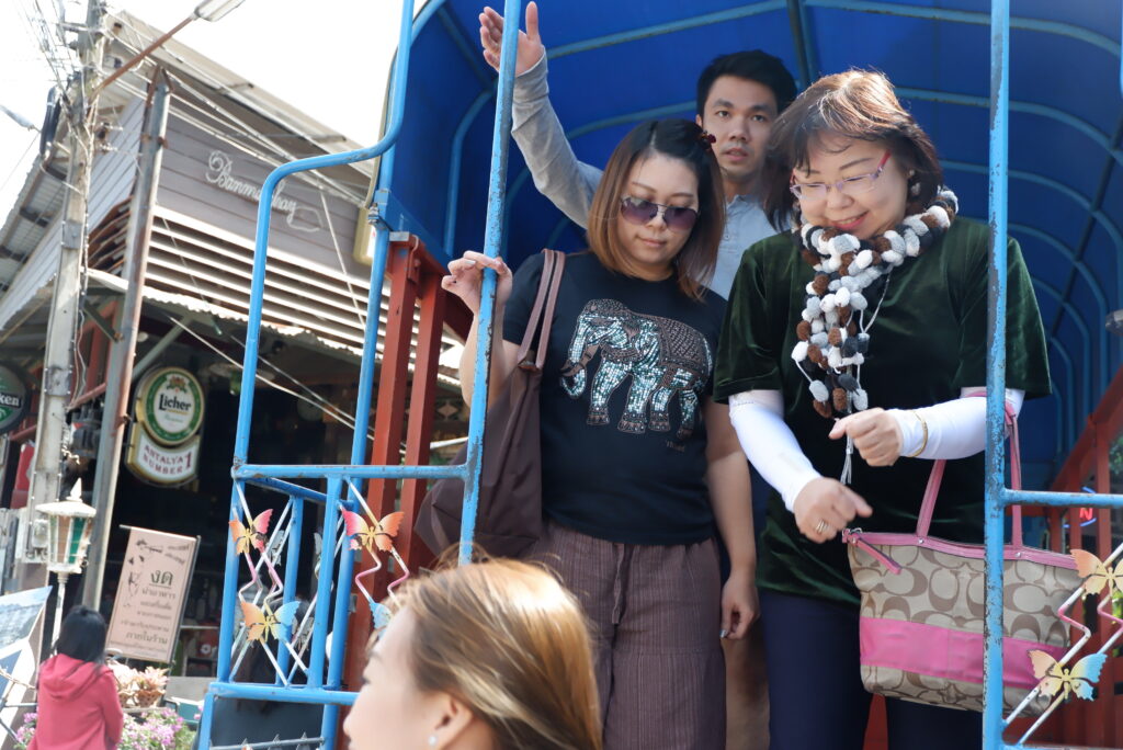 ปากช่อง 2 วัน 1 คืน บริษัท พัทยาฟู้ดส์ รุ่นที่ 2, Tour 5G - บริษัท โซดา เมนเนจเมนท์ จำกัด,