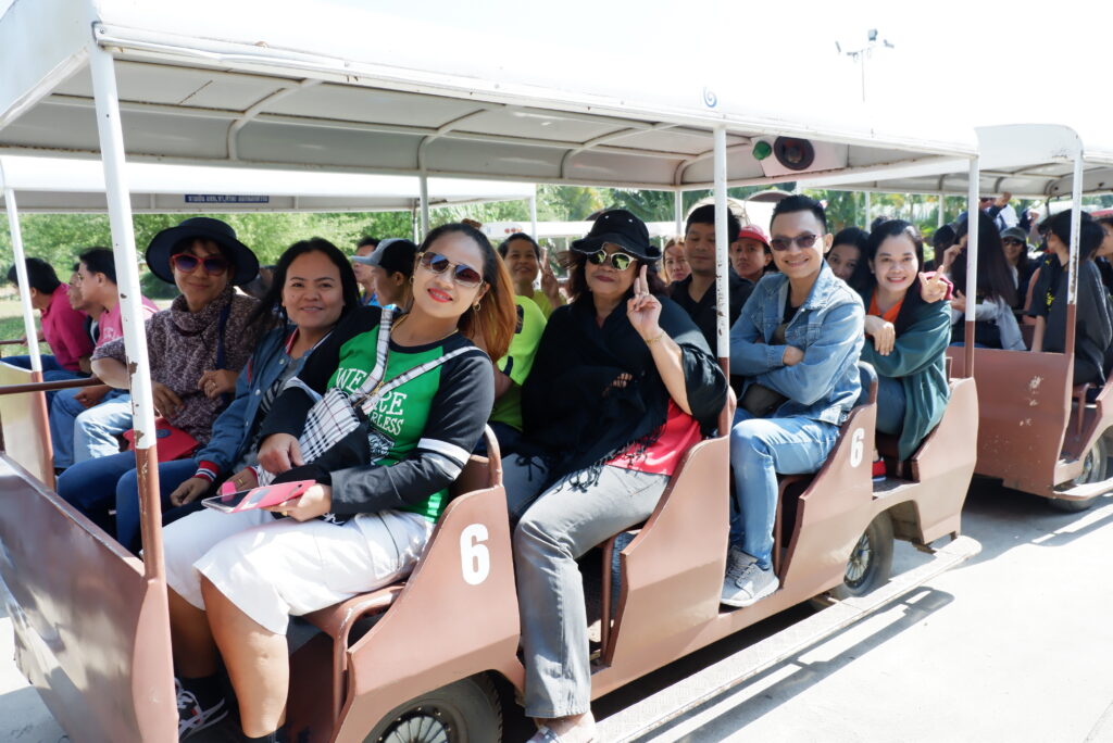 ปากช่อง 2 วัน 1 คืน บริษัท พัทยาฟู้ดส์ รุ่นที่ 2, Tour 5G - บริษัท โซดา เมนเนจเมนท์ จำกัด,