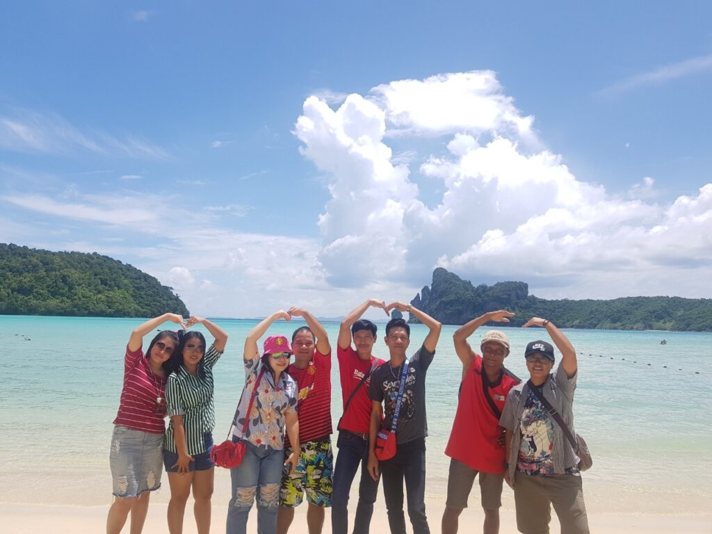ภูเก็ต - พังงา 3 วัน 2 คืน จอยทัวร์, Tour 5G - บริษัท โซดา เมนเนจเมนท์ จำกัด,