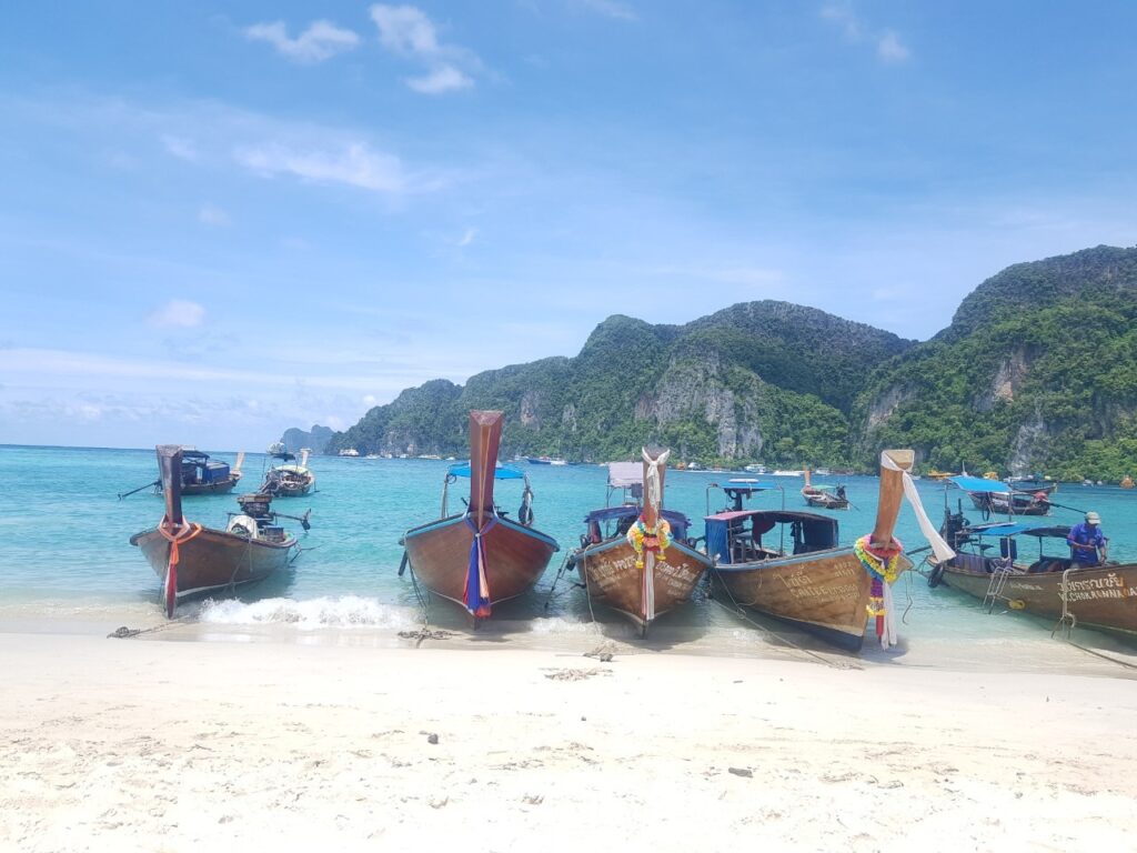 ภูเก็ต - พังงา 3 วัน 2 คืน จอยทัวร์, Tour 5G - บริษัท โซดา เมนเนจเมนท์ จำกัด,