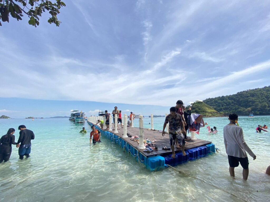 เกาะช้าง 3 วัน 2 คืน บริษัท แอดอินบิซิเนส, Tour 5G - บริษัท โซดา เมนเนจเมนท์ จำกัด,
