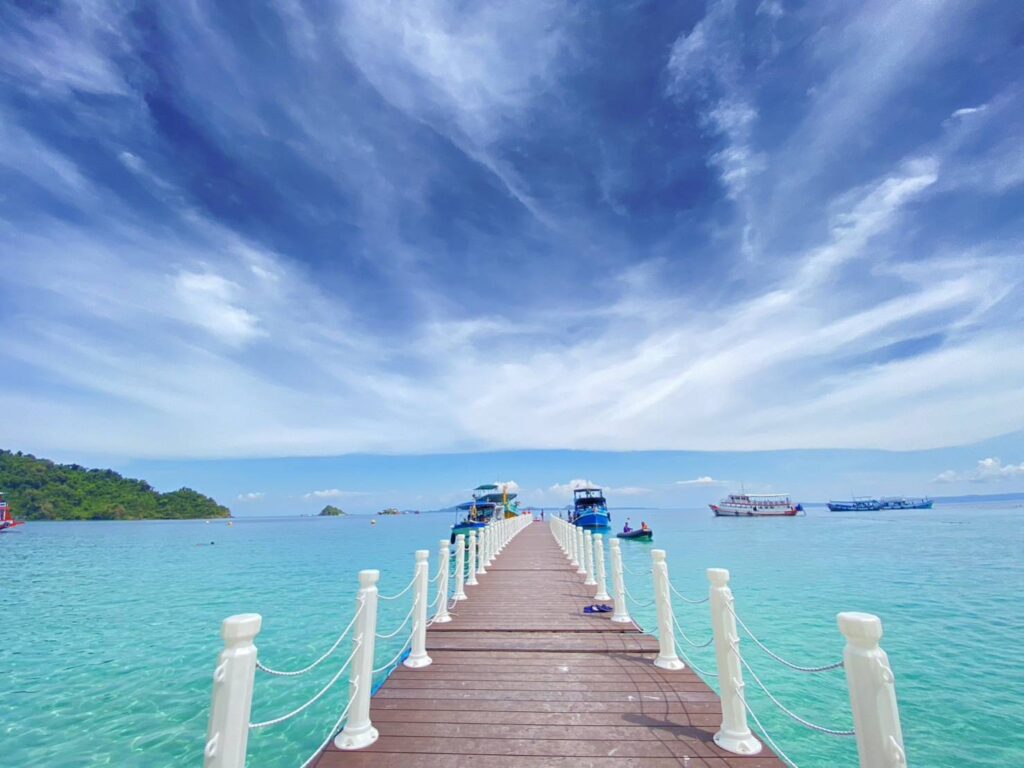 เกาะช้าง 3 วัน 2 คืน บริษัท แอดอินบิซิเนส, Tour 5G - บริษัท โซดา เมนเนจเมนท์ จำกัด,