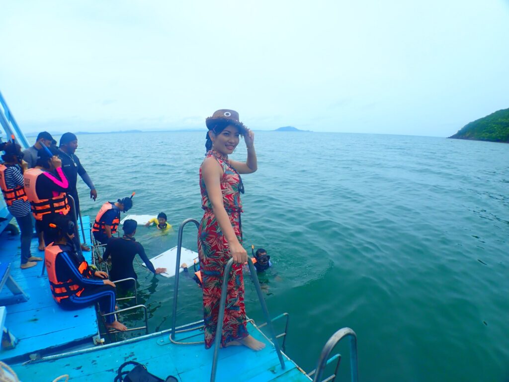 ดำน้ำเกาะทะลุ เกาะสิงห์ จ.ประจวบฯ สหกรณ์ออมทรัพย์ทหารผ่านศึก, Tour 5G - บริษัท โซดา เมนเนจเมนท์ จำกัด,