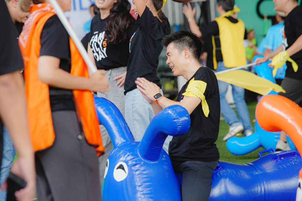 บริษัท เอ็นจิเนียริ่ง แอนด์ ซัพพลาย จำกัด, Tour 5G - บริษัท โซดา เมนเนจเมนท์ จำกัด,